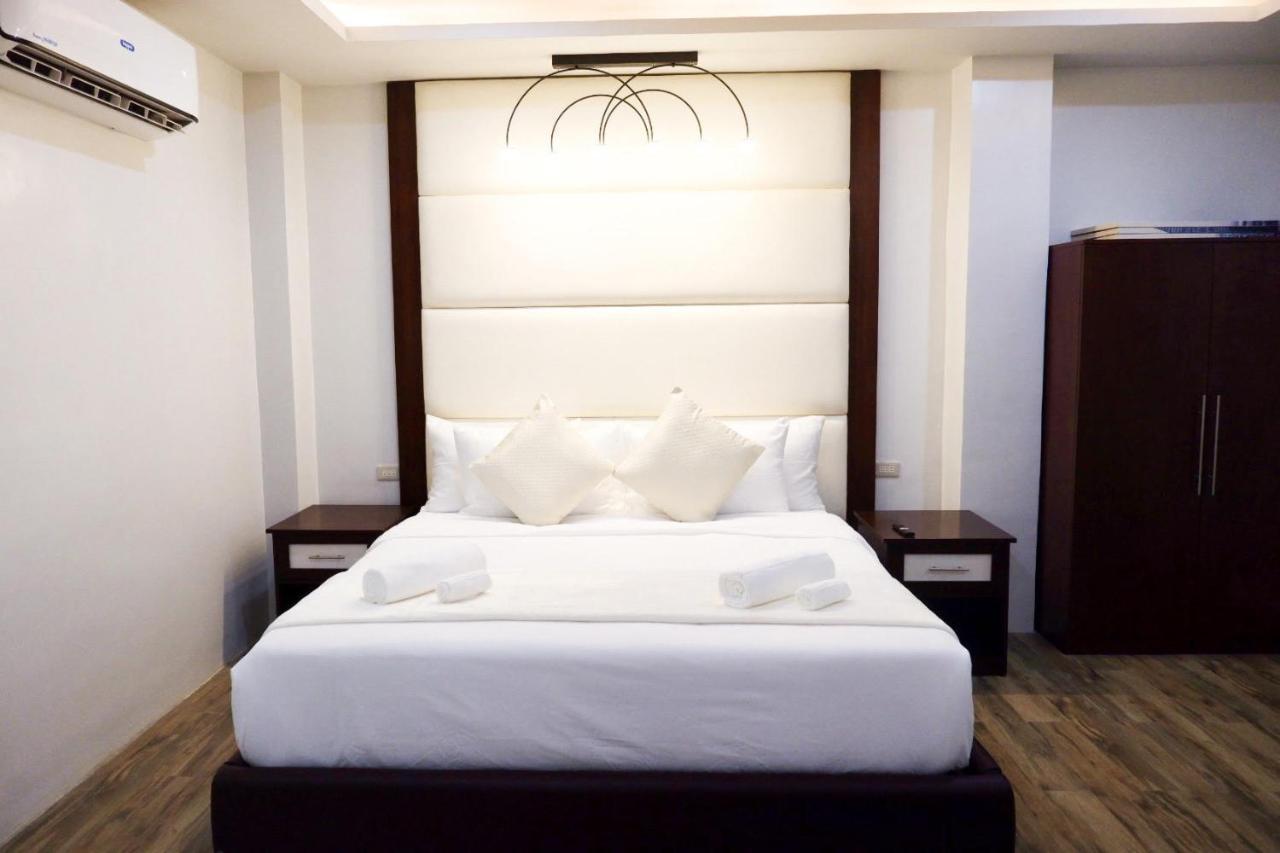 D And R Travellers Inn Kota Naga  Bagian luar foto