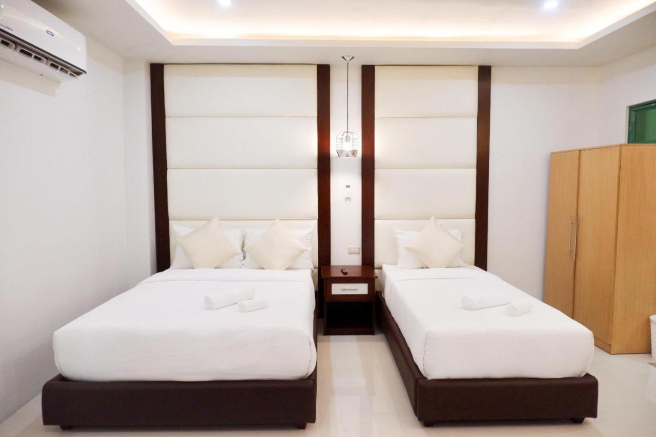 D And R Travellers Inn Kota Naga  Bagian luar foto